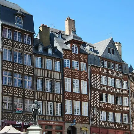 Au Detour De Rennes 4*