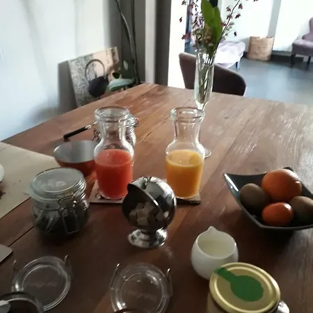 Au Detour De Rennes فندق مبيت وإفطار بروز